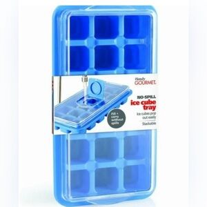 2 Handy Gourmet No-Spill Ice Cube Trays NWT